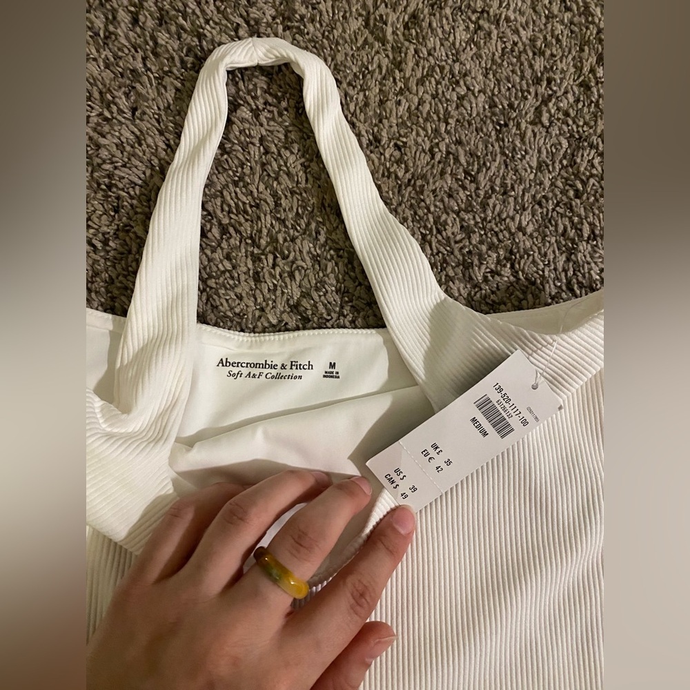 Abercrombie & Fitch Soft Collection Squareneck Halter Top - Picture 2 of 3